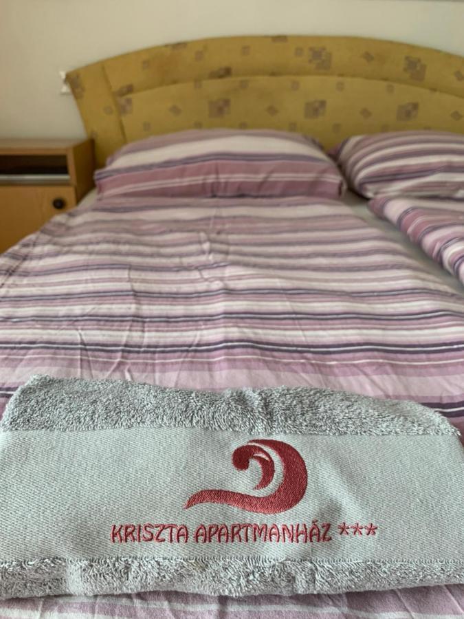 Kriszta Apartmanhaz Lejlighed Balatonlelle Eksteriør billede